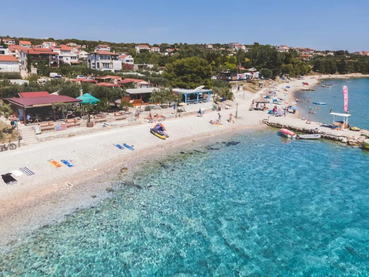 Apartman Sime Pakostane Apartment