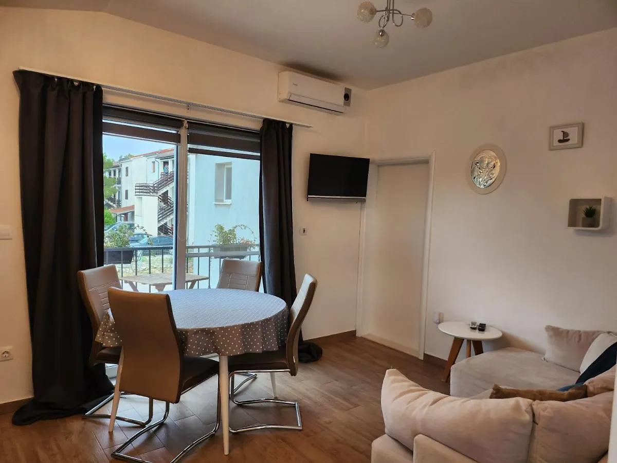 Apartment Apartman Sime Pakostane